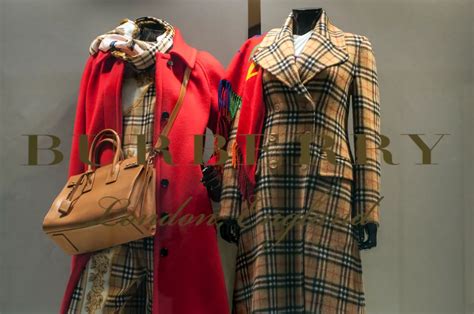 burberry open innovation|burberry mobile marketing.